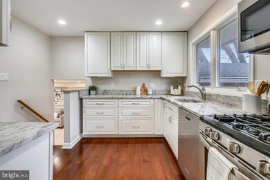 1804 Ingemar Ct, Alexandria, VA 22308 - photo 5