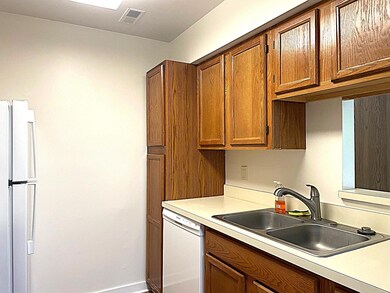 3001 Fernwood Ave unit 202, Ann Arbor, MI 48108 - photo 7