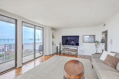 330 Concord Street 12C Dockside living r