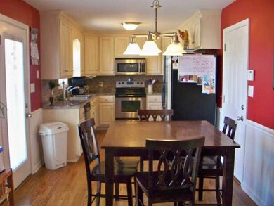 Kitchen with eat-in area