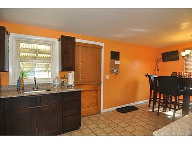 195 Memorial Dr, Pawtucket, RI 02860 - photo 4