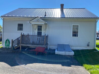 8 Pilgrim Rd Caribou (13)