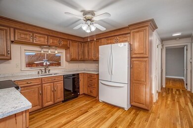 12 Middlesex Ave, Worcester, MA 01604 - photo 4