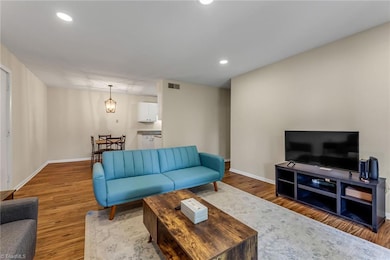 2260 Sunderland Rd unit 87W, Winston Salem, NC 27103 - photo 5