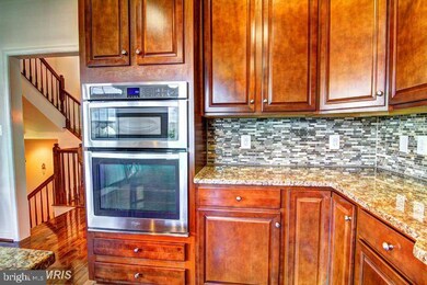 25095 Croxley Green Square, Aldie, VA 20105 - photo 7