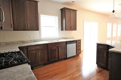 7 Frankie Ln, Clifton Park, NY 12065 - photo 6