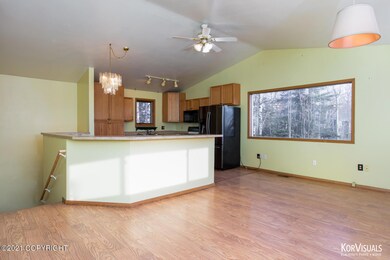 101 W Spruce Ave-4