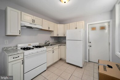 1633 N Spring St, Baltimore, MD 21213 - photo 7