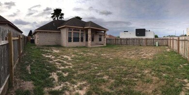 944 Margarita Ln, Alamo, TX 78516 - photo 2