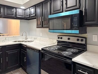 3635 Garden Brook Dr unit 5200, Farmers Branch, TX 75234 - photo 5