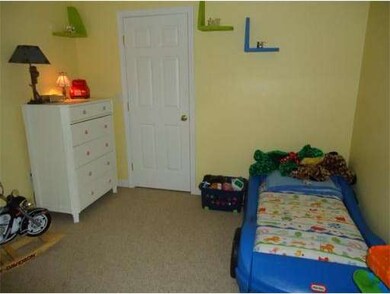 172 Dean St unit 12, Taunton, MA 02780 - photo 5