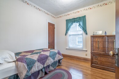 1573 E Algonquin Rd, Des Plaines, IL 60016 - photo 4