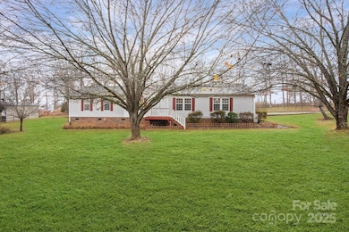 3915 Four C's Place, Maiden, NC 28650 - photo 3