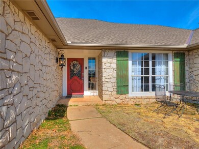Charming entry with flagstone patio.