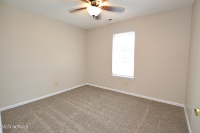 105 Creekview Dr, Jacksonville, NC 28540 - photo 6