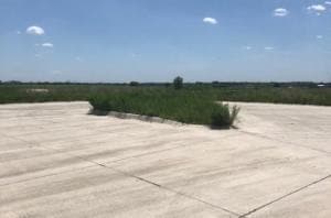 3702 Larchwood Cir, Spirit Lake, IA 51360 - photo 2