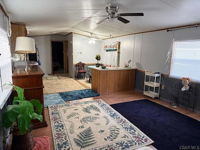 342 Stonehedge Ct, Johnstown, PA 15904 - photo 7