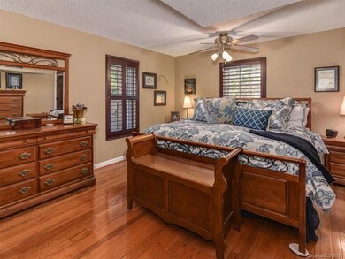 6 Sawmill Rd, Asheville, NC 28803 - photo 7