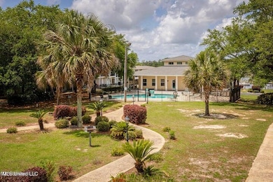 pool water view condo