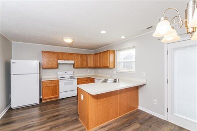 1255 Fiesta Dr, Franklin, IN 46131 - photo 6