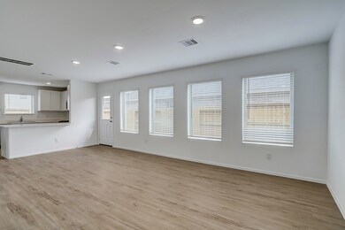 4111 Holland View Ln, Baytown, TX 77521 - photo 3