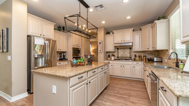 2443 E Eleana Ln-17