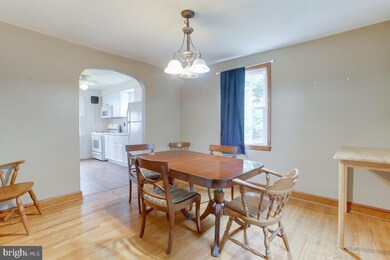 5812 Eurith Ave, Baltimore, MD 21206 - photo 4