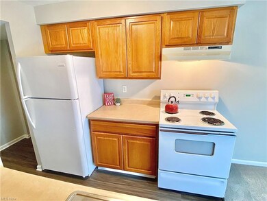 Fridge new 2021. All appliances stay.