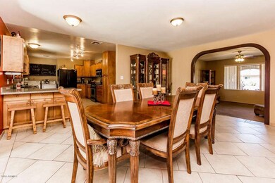 4111_W_Redfield_Rd_AZ-9