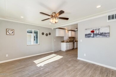 2027 N 28th Place, Phoenix, AZ 85008 - photo 5