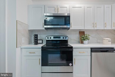 446 Via Cascata Dr, Clementon, NJ 08021 - photo 5