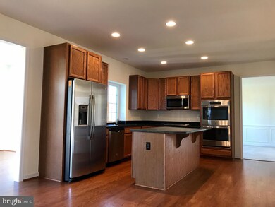 57 Coachman Cir, Stafford, VA 22554 - photo 2