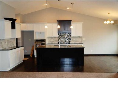 OPEN KITCHEN PLAN WITH SPACIOUS ISLAND, GRANITE CO