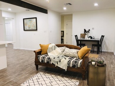 234 E elm 4