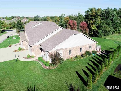 4530 N Tallgrass Ln, Peoria, IL 61615 - photo 2