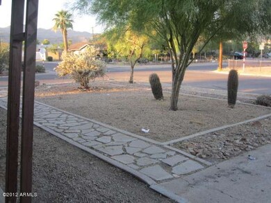 023-161643 - Front yard