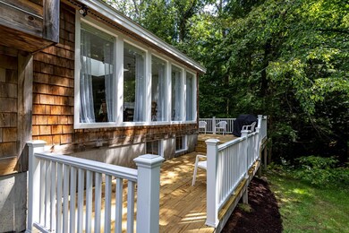 146 W Parish Rd, Concord, NH 03303 - photo 4