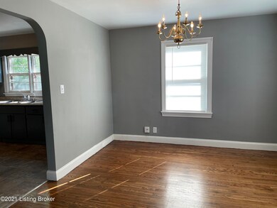 5913 E Manslick Rd, Louisville, KY 40219 - photo 5