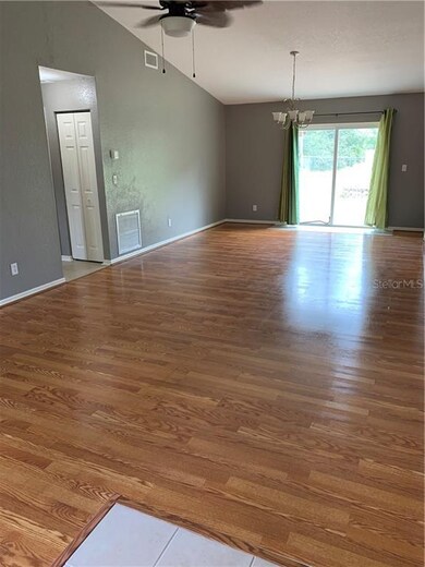 Front Entry to Dining Rm