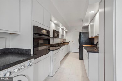 191 Presidential Blvd unit R-228, Bala Cynwyd, PA 19004 - photo 5