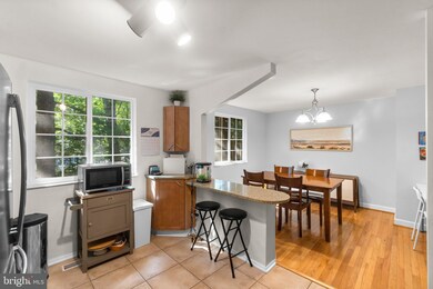 11553 Underoak Ct, Reston, VA 20191 - photo 7