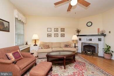 3530 Oakmont St, Philadelphia, PA 19136 - photo 5