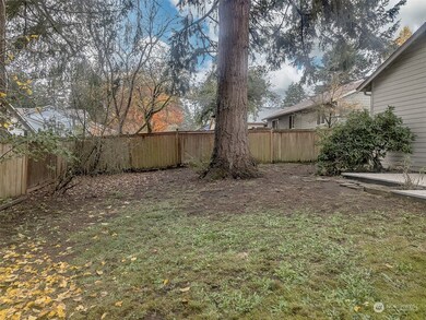 2310 Woodfield Loop SE, Olympia, WA 98501 - photo 2