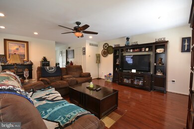 190 Wilde Ave, Drexel Hill, PA 19026 - photo 4