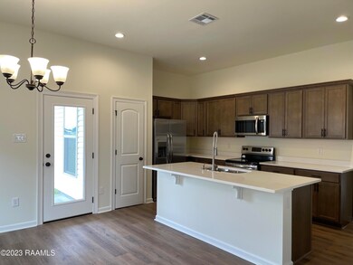 002 KITCHEN