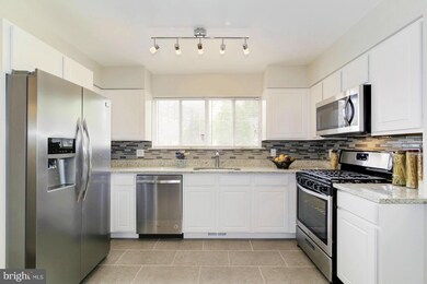 6003 Pemberton Ln, Hyattsville, MD 20785 - photo 6