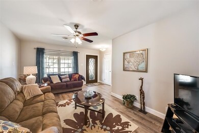 8000 Donegal Ln, North Richland Hills, TX 76180 - photo 4