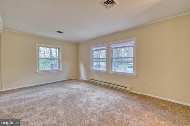 8223 Reece Heights Dr, Severn, MD 21144 - photo 4