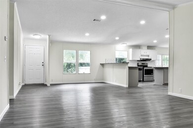 11081 Timber Rd, Cleveland, TX 77328 - photo 3