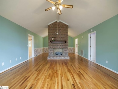 306 River Bend Rd, Greenville, SC 29617 - photo 5